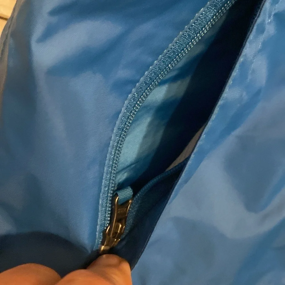 Columbia Nylon Hood Zip Windbreaker Size M